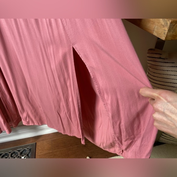 Torrid dusty rose long flowy dress with double front side slits - Picture 7 of 10
